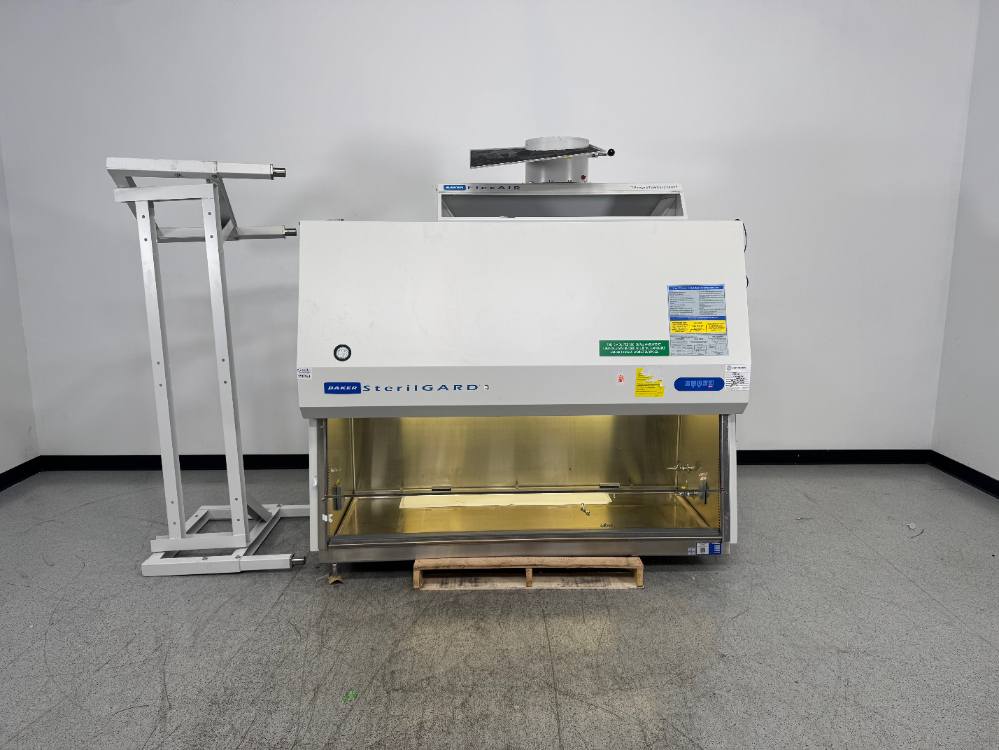 Image of Baker SterilGARD e3 6' BioSafety Cabinet